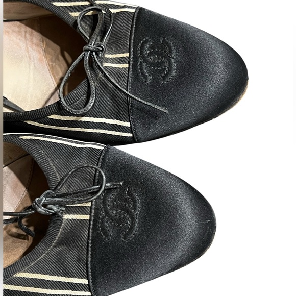 Vintage CHANEL Satin Cap Toe Mule Kitten Heels 39.5 CC Bow AUTHENTIC - Picture 4 of 13